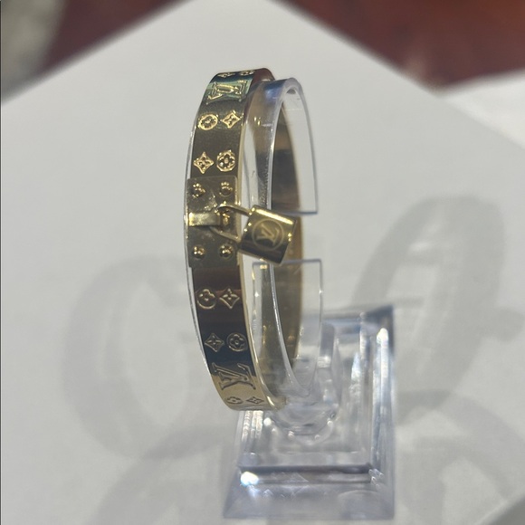 🌟BRACELET 🌟 - Picture 2 of 10